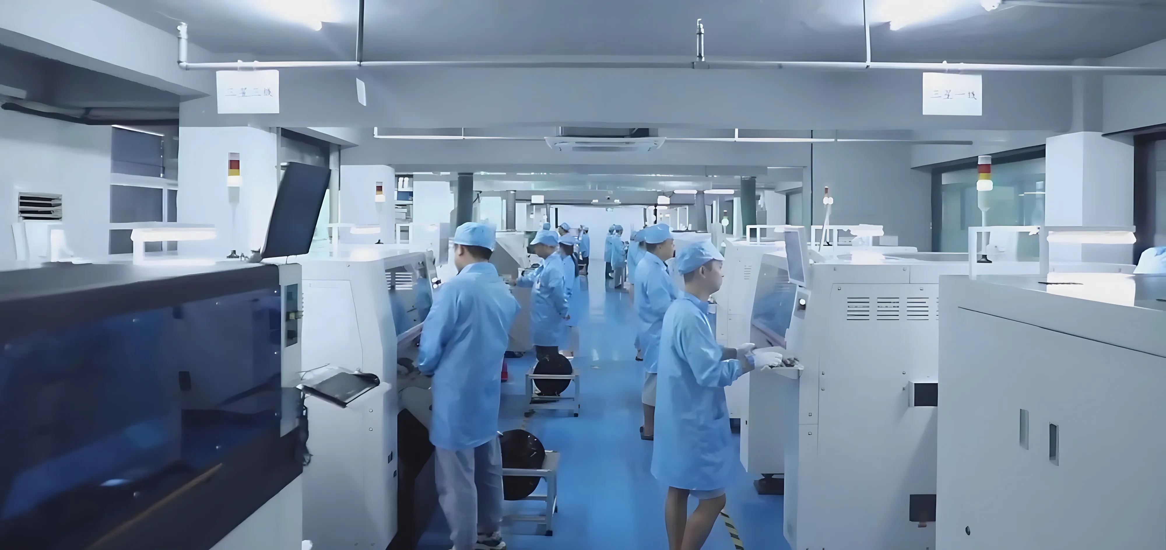 LED screen assembly line at the Guojia factory